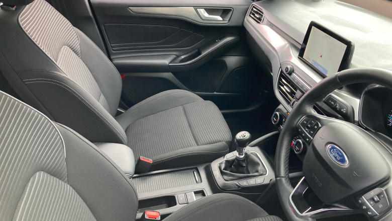 Ford Focus 1.0 EcoBoost 125 Titanium 5dr Petrol Hatchback
